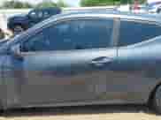 2019 Hyundai Veloster 2.0 z VIN KMHTG6AFXKU016745, wystawiony jako IAAI lot #42137343 z przebiegiem 90 095 mil mil oraz . Historia ofert i sprzedaży dostępna na DreamBid. Obrazek 14.