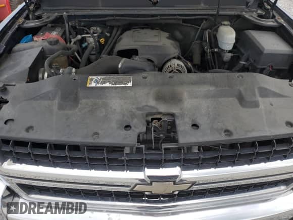 2008 Chevrolet Silverado 2500HD 1LT z VIN 1GCHK23K98F105098, wystawiony jako Copart lot #59486555 z przebiegiem 211 244 mil mil oraz Szkoda całkowita • Salvage title. Historia ofert i sprzedaży dostępna na DreamBid. Obrazek 11.