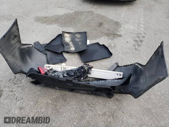 2021 Toyota Camry SE z VIN 4T1S11AK1MU439696, wystawiony jako Copart lot #51130945 z przebiegiem 74 525 mil mil oraz Szkoda całkowita • Salvage title. Historia ofert i sprzedaży dostępna na DreamBid. Obrazek 14.