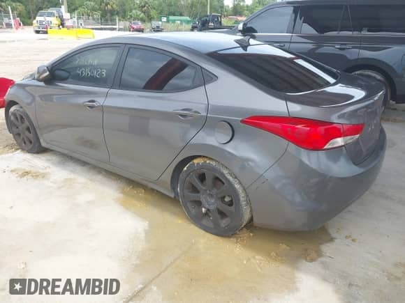 2013 Hyundai Elantra Limited with VIN 5NPDH4AE4DH238602, listed as a IAAI auction lot 43150123 with 201,937 mi miles and . Bid and sale history available at DreamBid. Image 3.