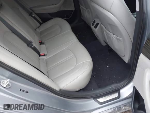 2016 Hyundai Sonata Limited с VIN 5NPE34AF8GH423140, выставлен на аукционе IAAI как лот 40863337 с пробегом 121 242 миль миль и . История ставок и продаж доступна на DreamBid. Изображение 8.