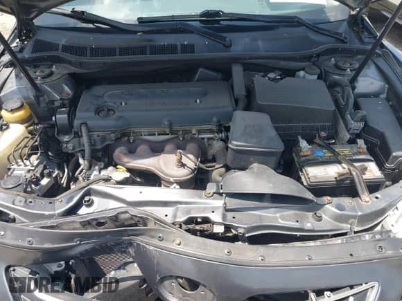 2008 Toyota Camry LE z VIN 4T1BE46K08U754574, wystawiony jako IAAI lot #42773931 z przebiegiem 117 477 mil mil oraz . Historia ofert i sprzedaży dostępna na DreamBid. Obrazek 10.