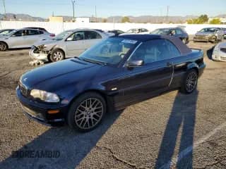 2001 BMW 3 Series 330Ci with VIN WBABS53451JU83217, listed as a Copart auction lot 68727052 with 161,910 mi miles and Salvage title. Bid and sale history available at DreamBid. Image 1.