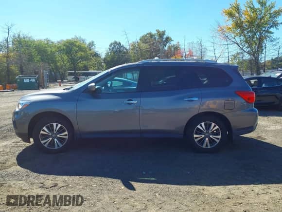 2017 Nissan Pathfinder S with VIN 5N1DR2MM6HC629302, listed as a IAAI auction lot 43405828 with 230,226 mi miles and . Bid and sale history available at DreamBid. Image 14.