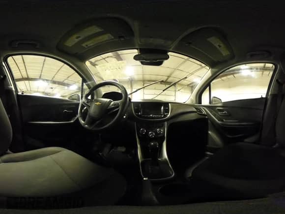 2021 Chevrolet Trax LS с VIN KL7CJKSB5MB319132, выставлен на аукционе IAAI как лот 42653549 с пробегом 89 954 миль миль и . История ставок и продаж доступна на DreamBid. Изображение 19.