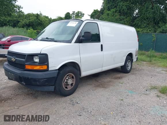 2017 Chevrolet Express Cargo с VIN 1GCWGAFF0H1103433, выставлен на аукционе IAAI как лот 42926538 с пробегом 266 949 миль миль и . История ставок и продаж доступна на DreamBid. Изображение 2.