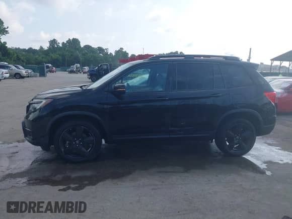 2019 Honda Passport Elite с VIN 5FNYF8H04KB008322, выставлен на аукционе IAAI как лот 42755255 с пробегом 114 044 миль миль и . История ставок и продаж доступна на DreamBid. Изображение 14.