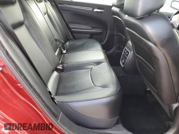 2014 Chrysler 300 C с VIN 2C3CCAKG0EH201022, выставлен на аукционе Copart как лот 82611445 с пробегом 203 576 миль миль и На запчасти • Non repairable. История ставок и продаж доступна на DreamBid. Изображение 10.