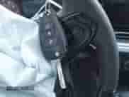 2025 Chevrolet Trax 1RS z VIN KL77LGEP7SC311153, wystawiony jako IAAI lot #43049428 z przebiegiem 697 mil mil oraz . Historia ofert i sprzedaży dostępna na DreamBid. Obrazek 11.