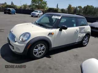 2012 MINI Hardtop with VIN WMWSU3C5XCT185907, listed as a Copart auction lot 60842065 with 81,221 mi miles and Salvage title. Bid and sale history available at DreamBid. Image 1.