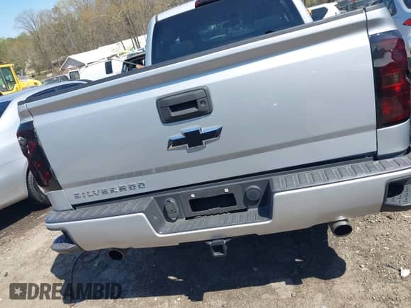 2016 Chevrolet Silverado 1500 Custom z VIN 1GCRCPECXGZ381081, wystawiony jako IAAI lot #41888631 z przebiegiem 192 342 mil mil oraz . Historia ofert i sprzedaży dostępna na DreamBid. Obrazek 15.