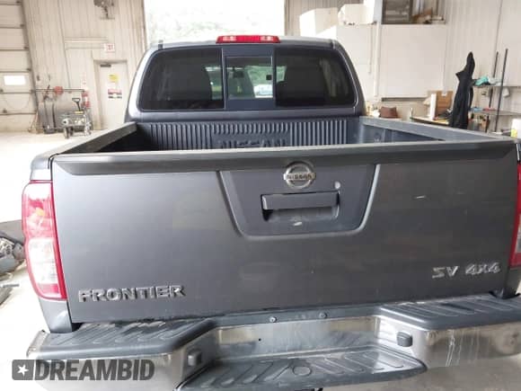 2018 Nissan Frontier SV z VIN 1N6AD0EV2JN747419, wystawiony jako IAAI lot #42542208 z przebiegiem 162 288 mil mil oraz . Historia ofert i sprzedaży dostępna na DreamBid. Obrazek 17.