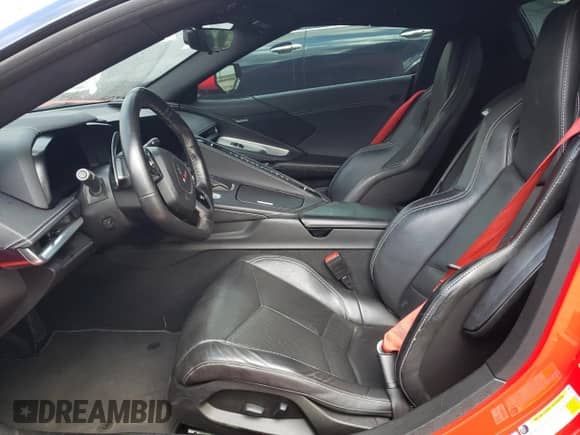 2022 Chevrolet Corvette 1LT с VIN 1G1YA3D41N5103235, выставлен на аукционе Copart как лот 86597434 с пробегом Не указан миль и Списание • Salvage title. История ставок и продаж доступна на DreamBid. Изображение 7.