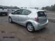 2013 Toyota Prius One z VIN JTDKDTB3XD1051060, wystawiony jako IAAI lot #42851670 z przebiegiem 163 017 mil mil oraz . Historia ofert i sprzedaży dostępna na DreamBid. Obrazek 3.