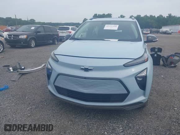 2023 Chevrolet Bolt EUV Premier z VIN 1G1FZ6S07P4119983, wystawiony jako IAAI lot #42337160 z przebiegiem 13 166 mil mil oraz . Historia ofert i sprzedaży dostępna na DreamBid. Obrazek 13.