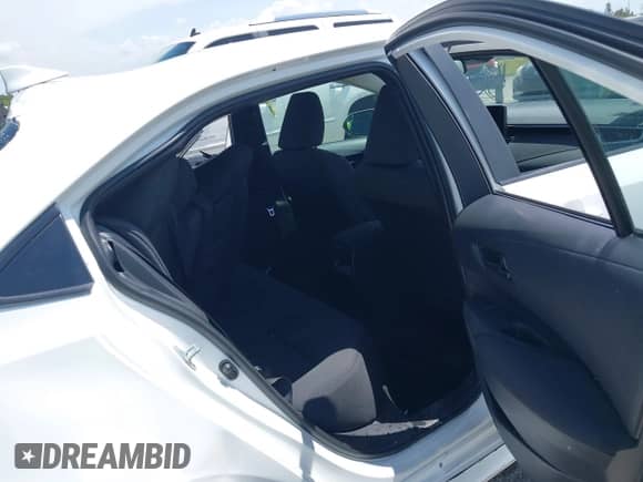 2024 Toyota Corolla LE z VIN 5YFB4MDE9RP194489, wystawiony jako IAAI lot #42632028 z przebiegiem 22 737 mil mil oraz . Historia ofert i sprzedaży dostępna na DreamBid. Obrazek 8.