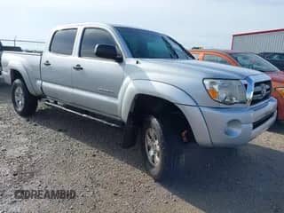 2009 Toyota Tacoma PreRunner with VIN 3TMKU72N79M018746, listed as a IAAI auction lot 42045163 with 152,649 mi miles and . Bid and sale history available at DreamBid. Image 1.