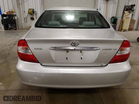 2004 Toyota Camry LE with VIN 4T1BE30K04U842943, listed as a Copart auction lot 80728825 with 213,176 mi miles and Clean title. Bid and sale history available at DreamBid. Image 6.