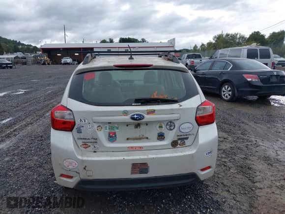 2015 Subaru Impreza Special Sports Limited z VIN JF1GPAV64F8303456, wystawiony jako IAAI lot #43347170 z przebiegiem 91 904 mil mil oraz . Historia ofert i sprzedaży dostępna na DreamBid. Obrazek 16.