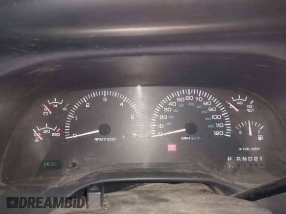 2000 Dodge 1500 Work Special с VIN 1B7HC16XXYS595802, выставлен на аукционе IAAI как лот 41389779 с пробегом 88 323 миль миль и . История ставок и продаж доступна на DreamBid. Изображение 7.