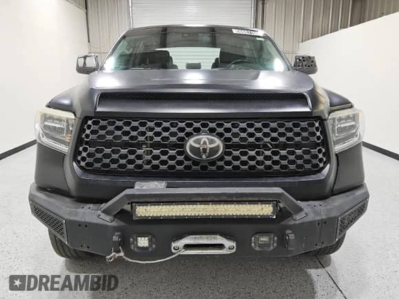 2020 Toyota Tundra Platinum с VIN 5TFAY5F17LX917622, выставлен на аукционе Copart как лот 56607155 с пробегом 75 390 миль миль и Чистый • Clean title. История ставок и продаж доступна на DreamBid. Изображение 5.