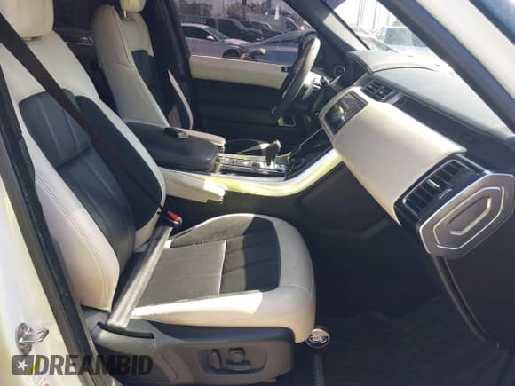 2020 Land Rover Range Rover Sport HST с VIN SALWS2RU2LA708859, выставлен на аукционе IAAI как лот 41559070 с пробегом 42 352 миль миль и . История ставок и продаж доступна на DreamBid. Изображение 5.