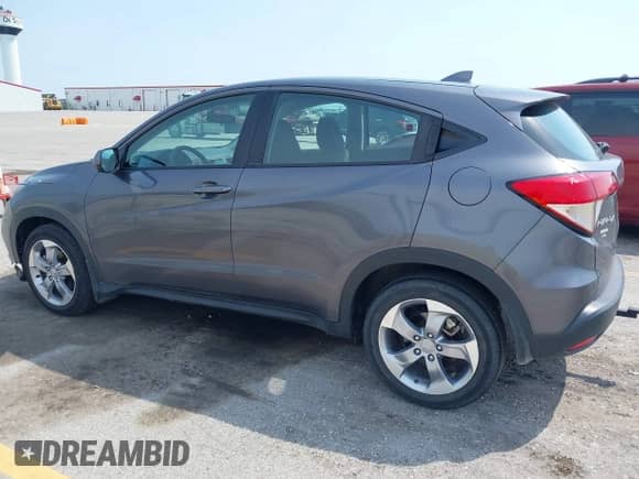 2022 Honda HR-V LX z VIN 3CZRU6H3XNM763221, wystawiony jako IAAI lot #43018411 z przebiegiem 52 061 mil mil oraz . Historia ofert i sprzedaży dostępna na DreamBid. Obrazek 14.
