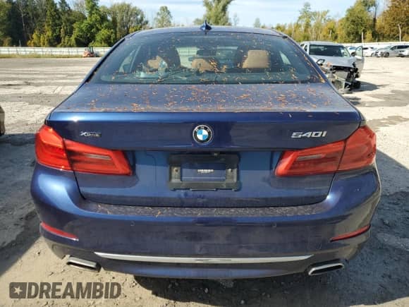 2019 BMW 5 Series 540i xDrive z VIN WBAJE7C52KG893172, wystawiony jako Copart lot #84368065 z przebiegiem 82 723 mil mil oraz Szkoda całkowita • Salvage title. Historia ofert i sprzedaży dostępna na DreamBid. Obrazek 6.