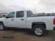 2012 Chevrolet Silverado 1500 LS z VIN 3GCPCREAXCG128550, wystawiony jako IAAI lot #41903814 z przebiegiem 248 558 mil mil oraz . Historia ofert i sprzedaży dostępna na DreamBid. Obrazek 14.
