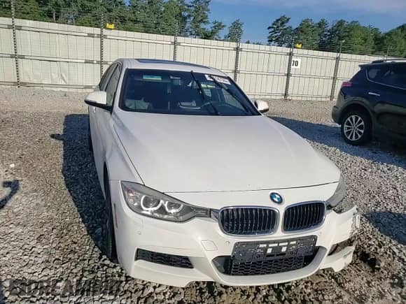 2014 BMW 3 Series 328i с VIN WBA3A5C59EP601840, выставлен на аукционе Copart как лот 66614735 с пробегом 118 722 миль миль и Списание • Salvage title. История ставок и продаж доступна на DreamBid. Изображение 13.