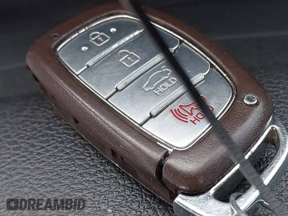 2015 Hyundai Sonata Limited with VIN 5NPE34AF3FH055691, listed as a IAAI auction lot 42765220 with 158,203 mi miles and . Bid and sale history available at DreamBid. Image 11.