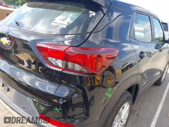 2022 Chevrolet TrailBlazer LS with VIN KL79MMS29NB136993, listed as a IAAI auction lot 42148209 with 29,193 mi miles and . Bid and sale history available at DreamBid. Image 6.