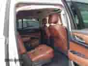 2019 Cadillac Escalade ESV Luxury с VIN 1GYS4HKJ7KR257246, выставлен на аукционе IAAI как лот 43197847 с пробегом Не указан миль и . История ставок и продаж доступна на DreamBid. Изображение 8.