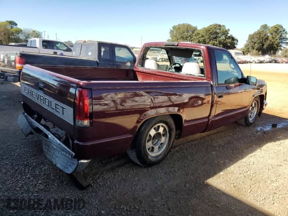 1997 Chevrolet Silverado 1500 with VIN 1GCEC14M6VZ231584, listed as a Copart auction lot 76837604 with 306,105 mi miles and Salvage title. Bid and sale history available at DreamBid. Image 3.