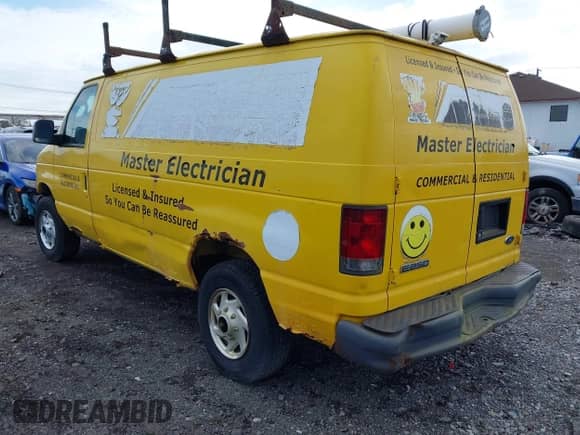 2006 Ford Econoline Cargo with VIN 1FTNE24W76HB25668, listed as a IAAI auction lot 42183528 with 225,468 mi miles and . Bid and sale history available at DreamBid. Image 3.