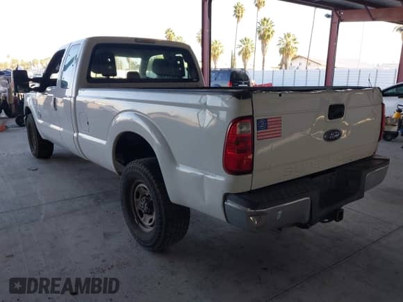 2015 Ford F-250 XLT с VIN 1FT7X2AT7FEB94973, выставлен на аукционе IAAI как лот 43418903 с пробегом 371 424 миль миль и . История ставок и продаж доступна на DreamBid. Изображение 3.