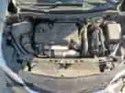 2018 Chevrolet Cruze LT z VIN 3G1BE6SM5JS573833, wystawiony jako Copart lot #70338185 z przebiegiem 90 711 mil mil oraz Szkoda całkowita • Salvage title. Historia ofert i sprzedaży dostępna na DreamBid. Obrazek 13.