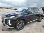 2024 Hyundai Palisade Calligraphy z VIN KM8R74GE4RU736887, wystawiony jako Copart lot #58895734 z przebiegiem 1 040 mil mil oraz Szkoda całkowita • Salvage title. Historia ofert i sprzedaży dostępna na DreamBid. Obrazek 1.
