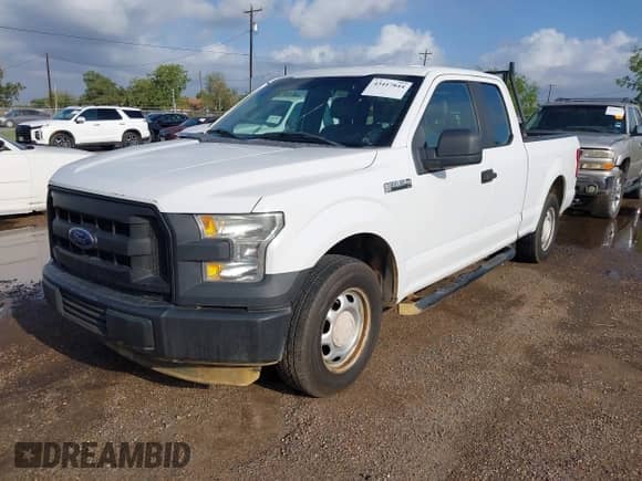 2016 Ford F-150 XL z VIN 1FTEX1C86GFB29568, wystawiony jako IAAI lot #43417844 z przebiegiem 98 431 mil mil oraz . Historia ofert i sprzedaży dostępna na DreamBid. Obrazek 17.