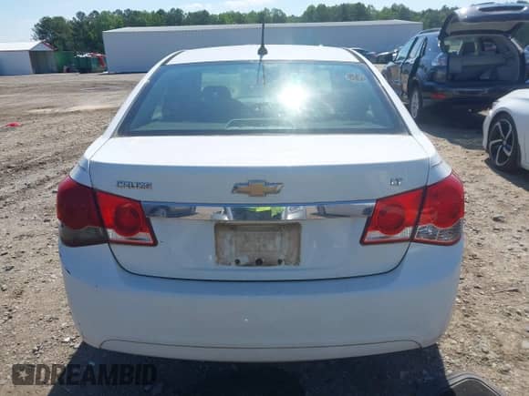 2012 Chevrolet Cruze 2LT с VIN 1G1PG5SC0C7300222, выставлен на аукционе IAAI как лот 42152575 с пробегом 256 076 миль миль и . История ставок и продаж доступна на DreamBid. Изображение 16.