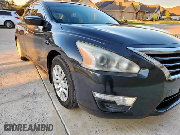 2015 Nissan Altima SL с VIN 1N4AL3AP7FN401698, выставлен на аукционе Copart как лот 85673455 с пробегом 102 673 миль миль и Чистый • Clean title. История ставок и продаж доступна на DreamBid. Изображение 1.