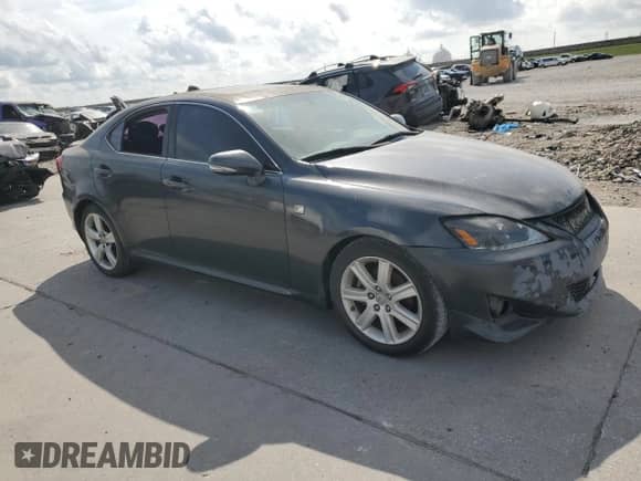 2011 Lexus IS 250 z VIN JTHBF5C22B5135860, wystawiony jako Copart lot #55130925 z przebiegiem 197 720 mil mil oraz Szkoda całkowita • Salvage title. Historia ofert i sprzedaży dostępna na DreamBid. Obrazek 4.