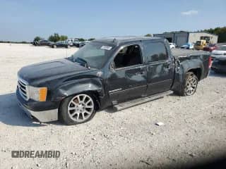 2013 GMC Sierra 1500 SLT with VIN 3GTP2WE74DG134884, listed as a Copart auction lot 71858855 with 144,816 mi miles and Clean title. Bid and sale history available at DreamBid. Image 1.