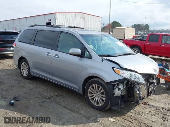 2013 Toyota Sienna XLE AAS with VIN 5TDYK3DC1DS392332, listed as a IAAI auction lot 40968544 with 129,081 mi miles and . Bid and sale history available at DreamBid. Image 1.