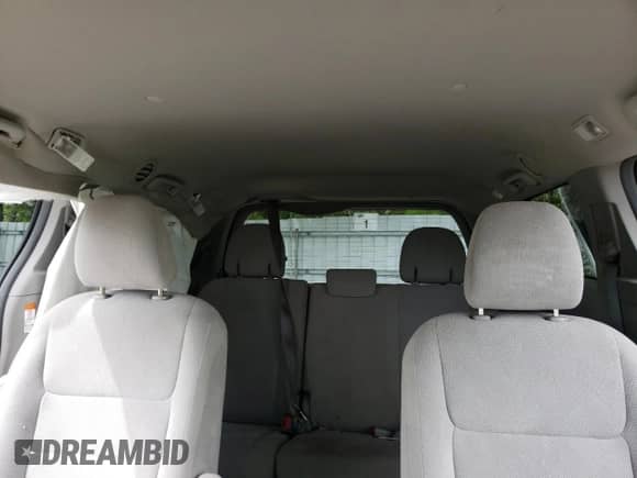 2016 Toyota Sienna L with VIN 5TDZK3DC9GS748311, listed as a Copart auction lot 58124985 with 196,426 mi miles and Clean title. Bid and sale history available at DreamBid. Image 10.