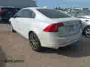 2018 Volvo S60 Inscription с VIN LYV402HK9JB173328, выставлен на аукционе IAAI как лот 41818895 с пробегом 60 215 миль миль и . История ставок и продаж доступна на DreamBid. Изображение 3.