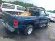 1994 Dodge 1500 z VIN 3B7HC16Y5RM513526, wystawiony jako IAAI lot #42791941 z przebiegiem 270 958 mil mil oraz . Historia ofert i sprzedaży dostępna na DreamBid. Obrazek 4.