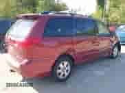 2004 Toyota Sienna XLE z VIN 5TDZA22C14S215400, wystawiony jako IAAI lot #43227648 z przebiegiem 201 333 mil mil oraz . Historia ofert i sprzedaży dostępna na DreamBid. Obrazek 4.