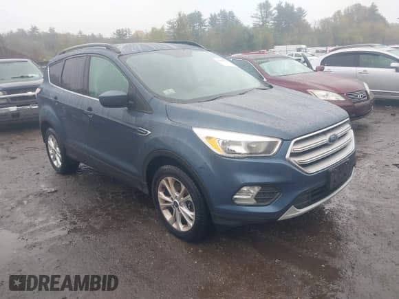 2018 Ford Escape SE с VIN 1FMCU9GD0JUA32130, выставлен на аукционе IAAI как лот 43440122 с пробегом 100 521 миль миль и . История ставок и продаж доступна на DreamBid. Изображение 1.