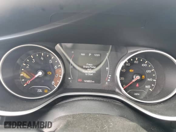 2019 Jeep Compass Altitude with VIN 3C4NJCBB5KT676730, listed as a Copart auction lot 85666565 with 123,853 mi miles and Clean title. Bid and sale history available at DreamBid. Image 9.